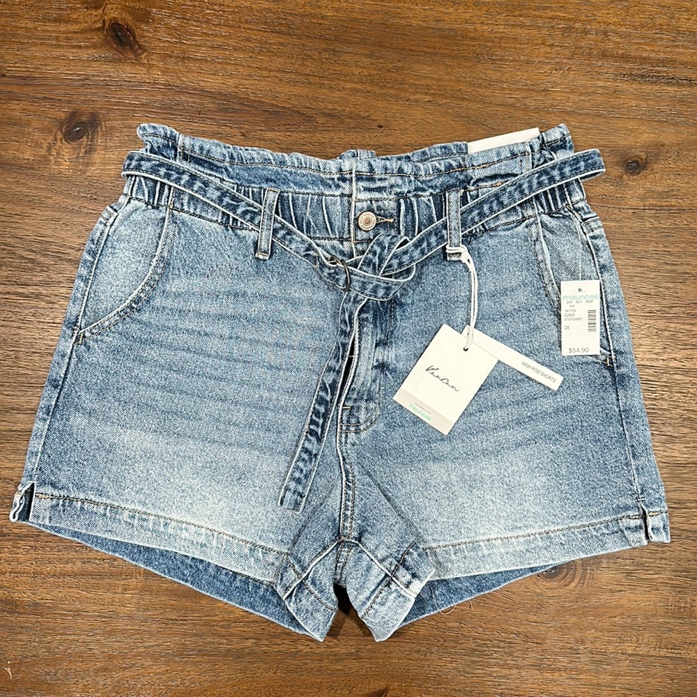 NWT Kancan jean shorts. Made exclusively for Maurices.